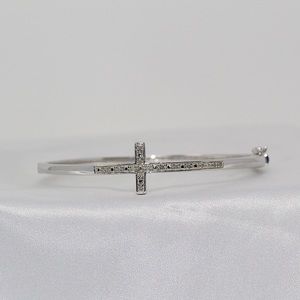 Sterling Silver Diamond Accent Religious Cross Bangle Bracelet 6.75”